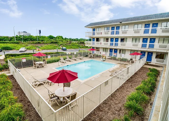 6-rolling Meadows, Il - Chicago Northwest 3*